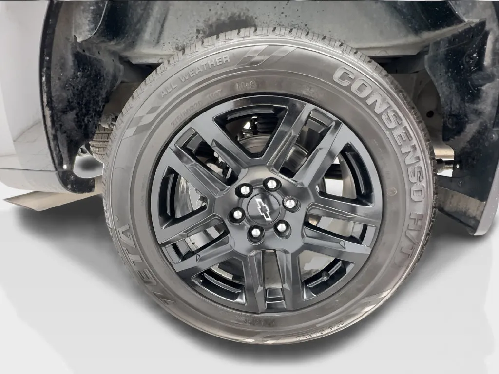 Chevrolet Silverado photo 15