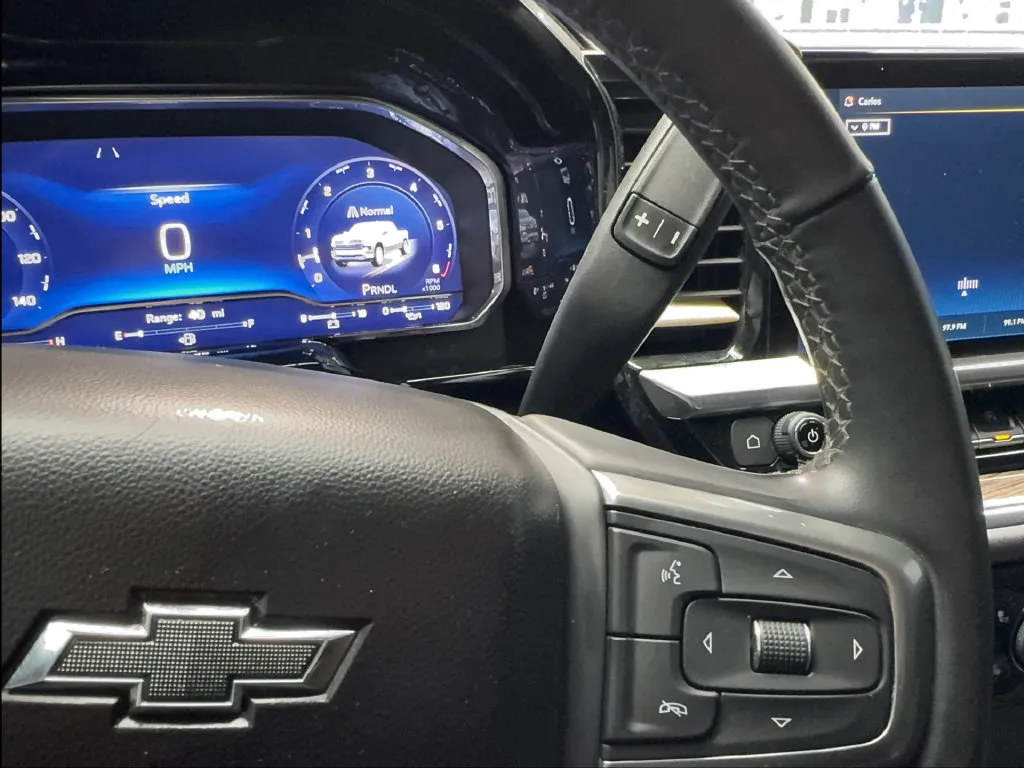 Chevrolet Silverado photo 46