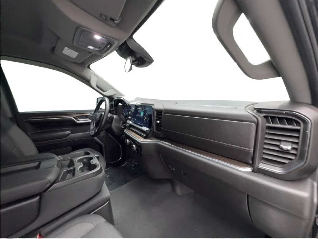 Chevrolet Silverado photo 30