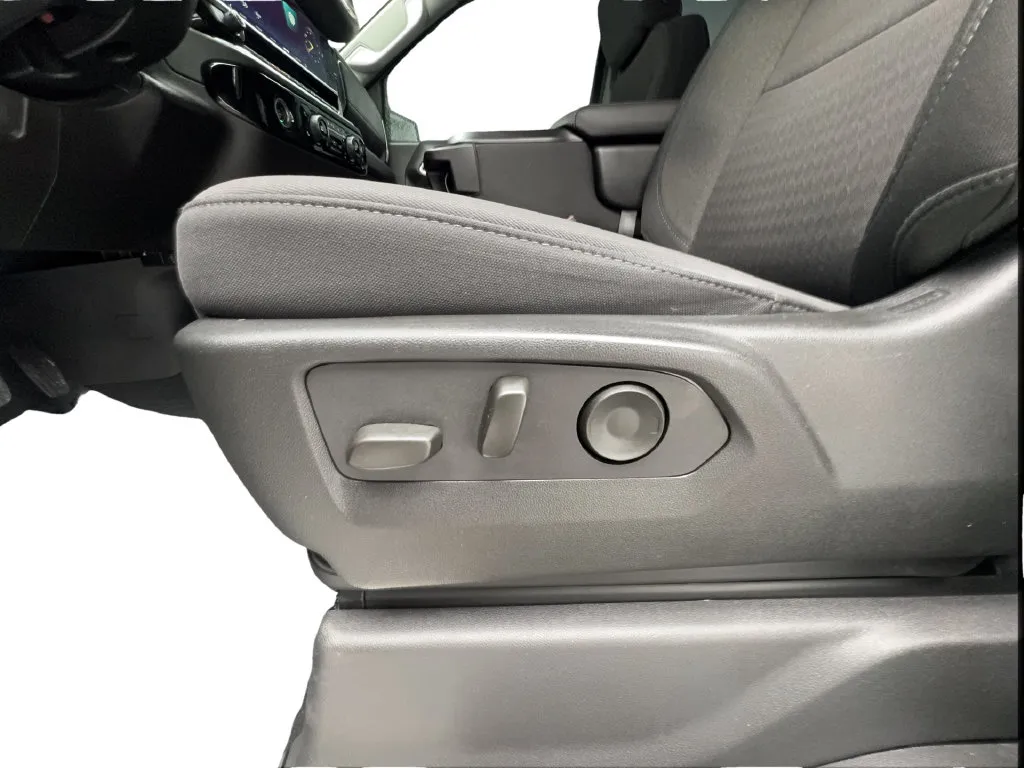 Chevrolet Silverado photo 21