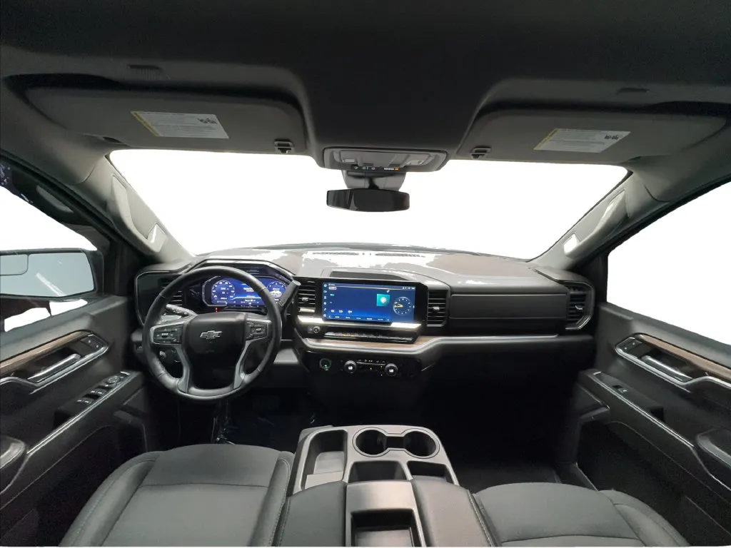 Chevrolet Silverado photo 36
