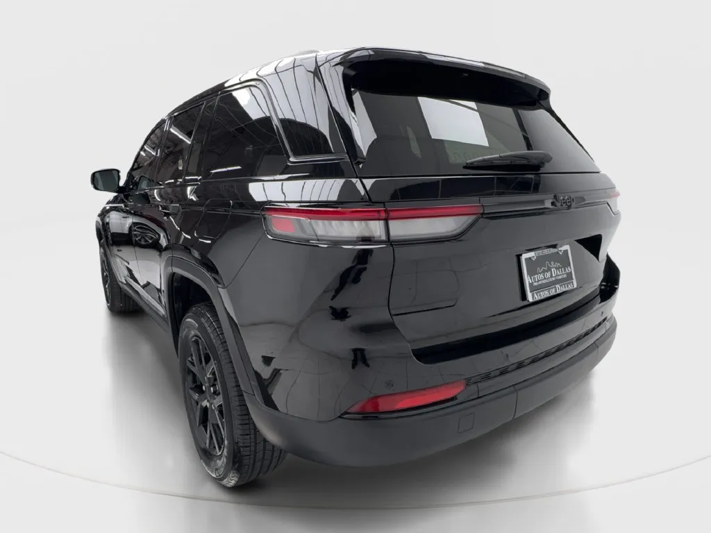 Jeep Grand Cherokee photo 6