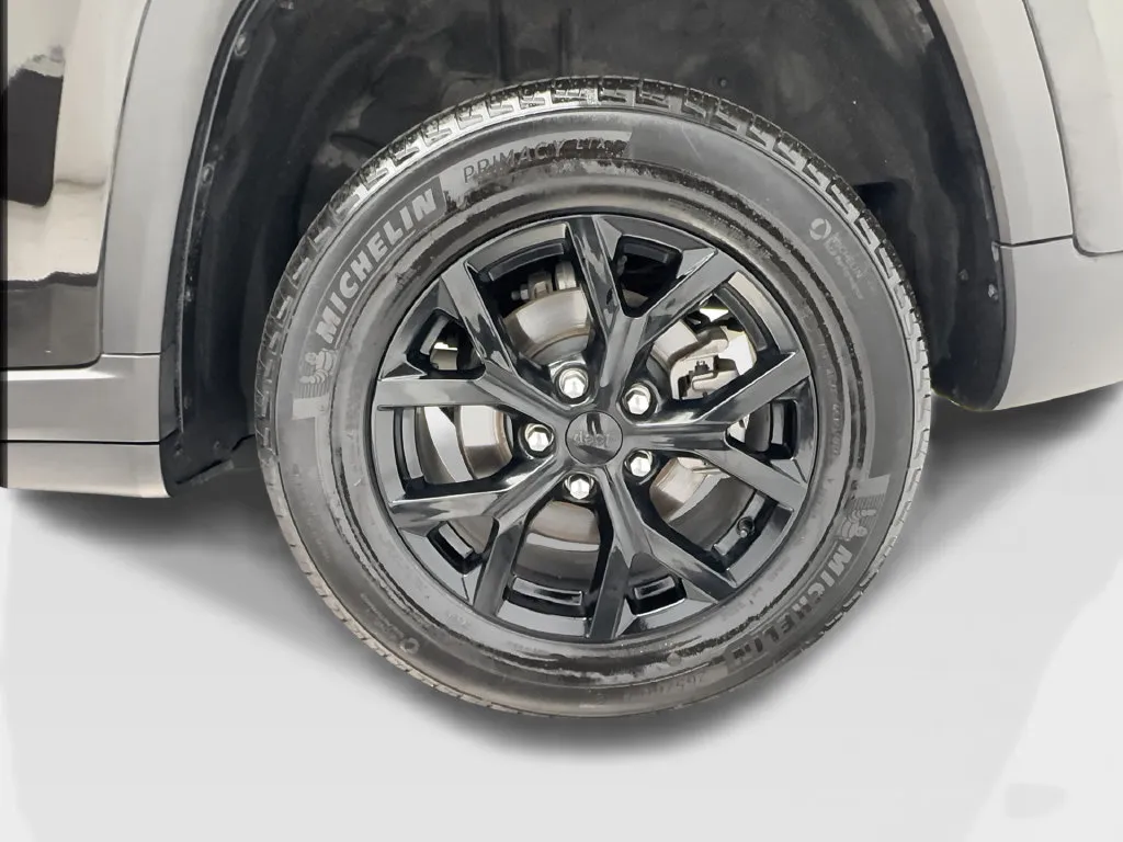 Jeep Grand Cherokee photo 14