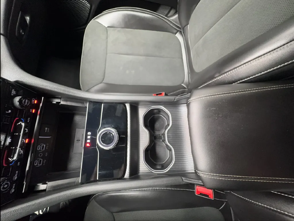 Jeep Grand Cherokee photo 48
