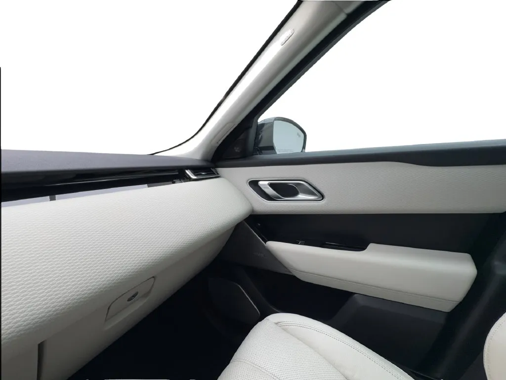 Land Rover Range Rover Velar photo 44
