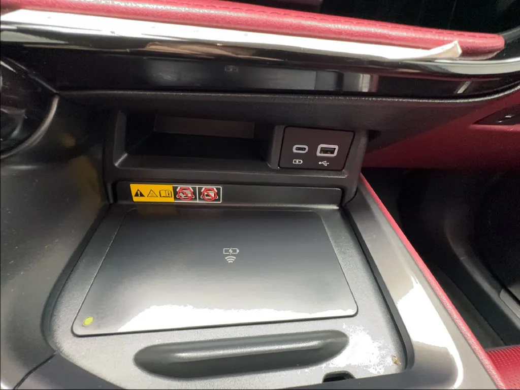 Lexus NX photo 48
