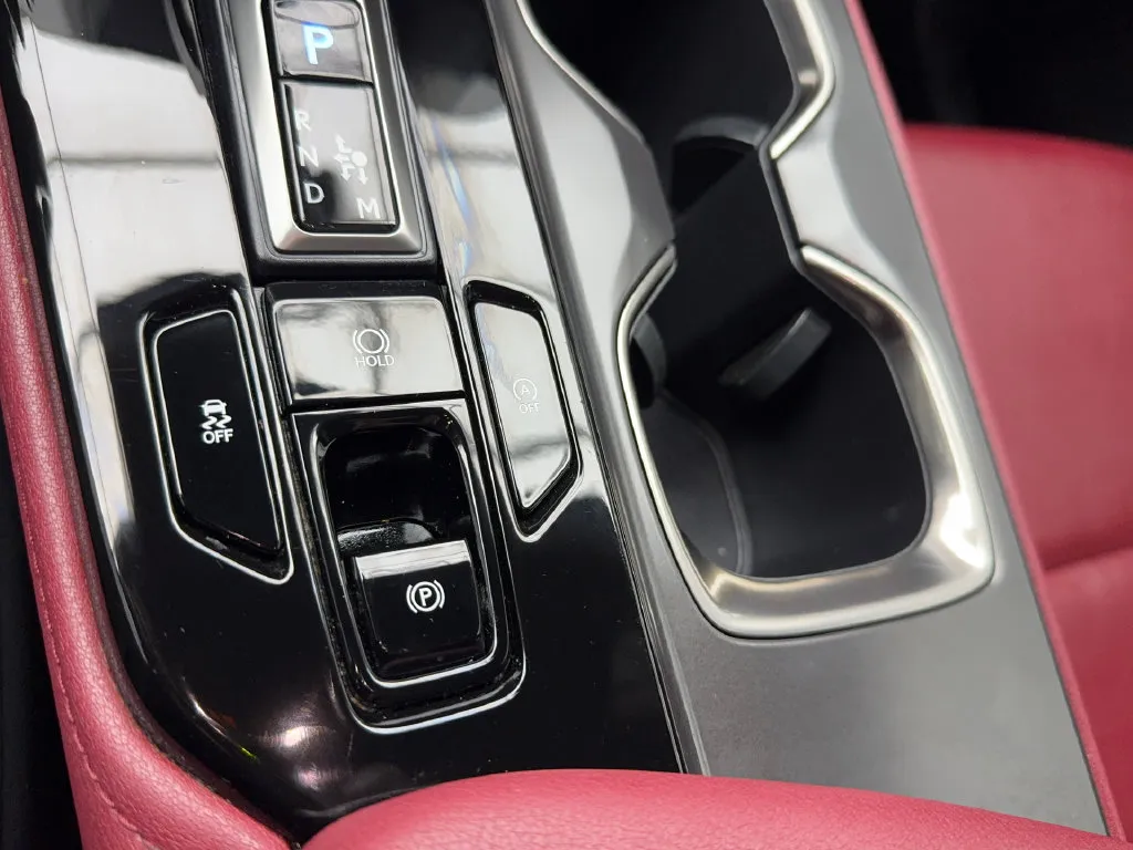Lexus NX photo 51