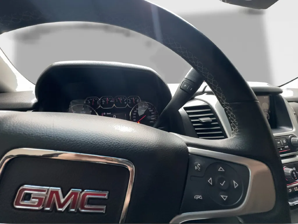 GMC Yukon photo 52