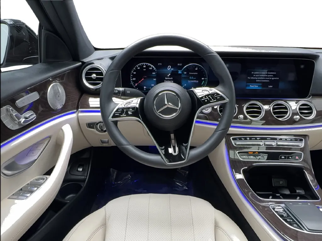Mercedes-Benz E-Class photo 36