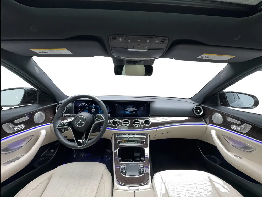 Mercedes-Benz E-Class photo 37