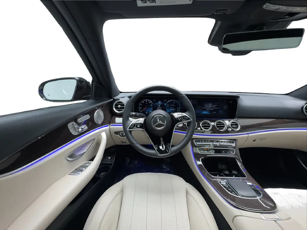 Mercedes-Benz E-Class photo 35