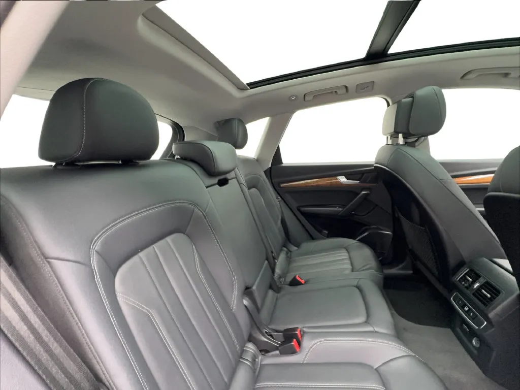 Audi Q5 photo 32