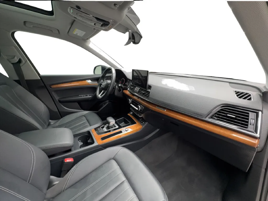 Audi Q5 photo 36