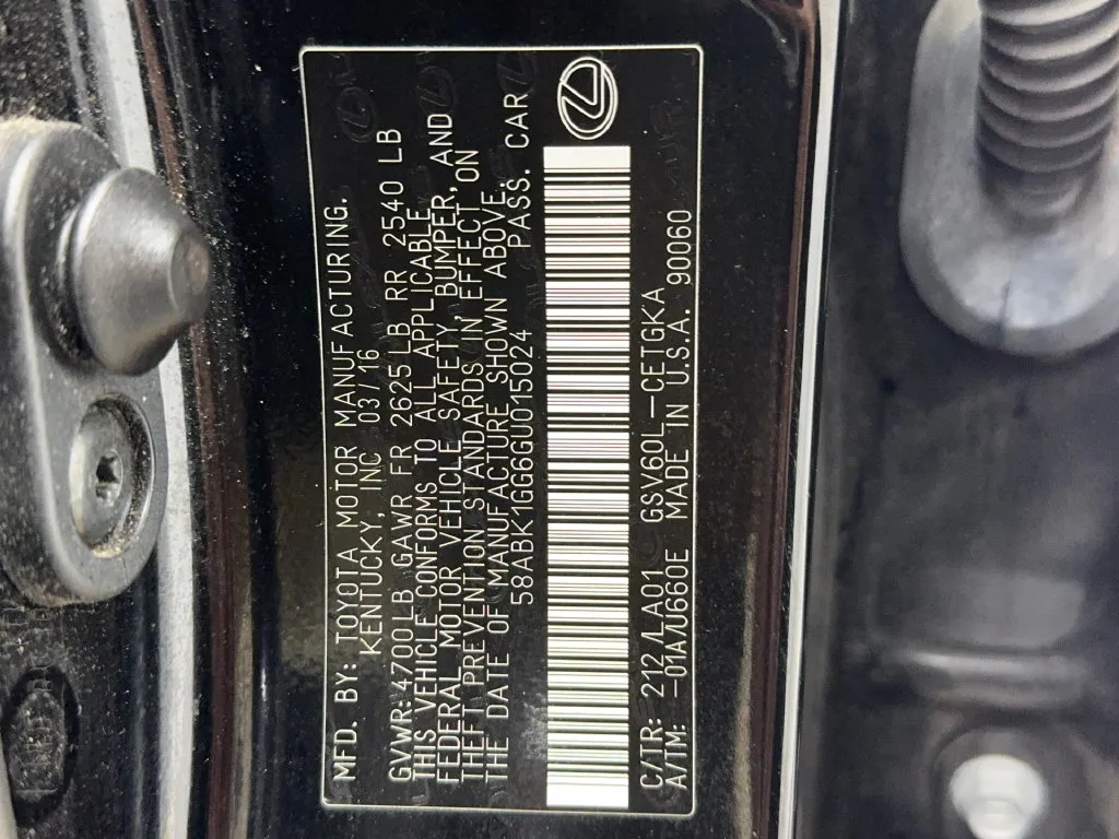 Lexus ES photo 56