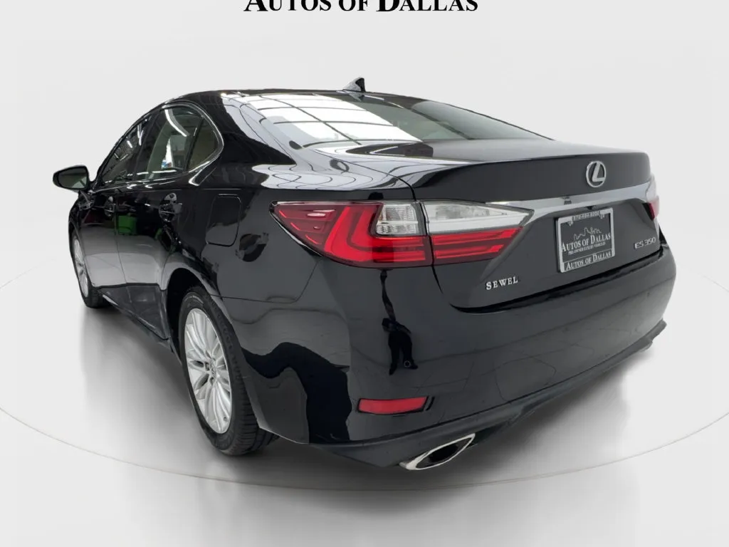 Lexus ES photo 6