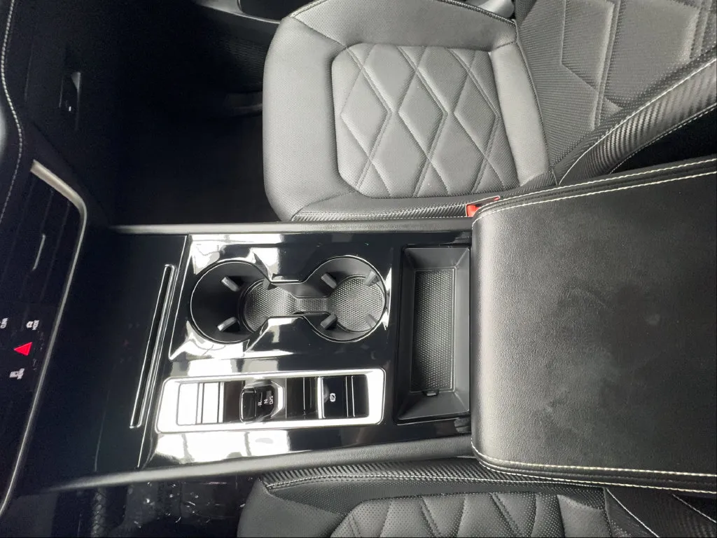 Volkswagen Atlas Cross Sport photo 48