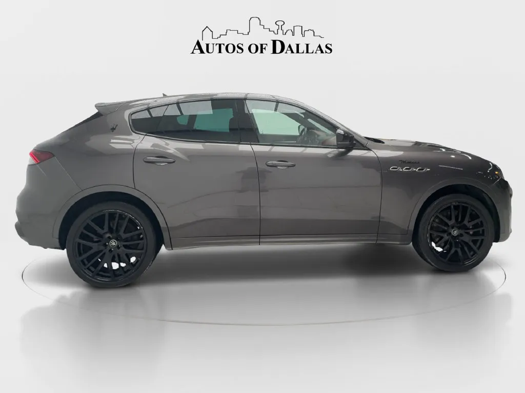 Maserati Levante photo 7