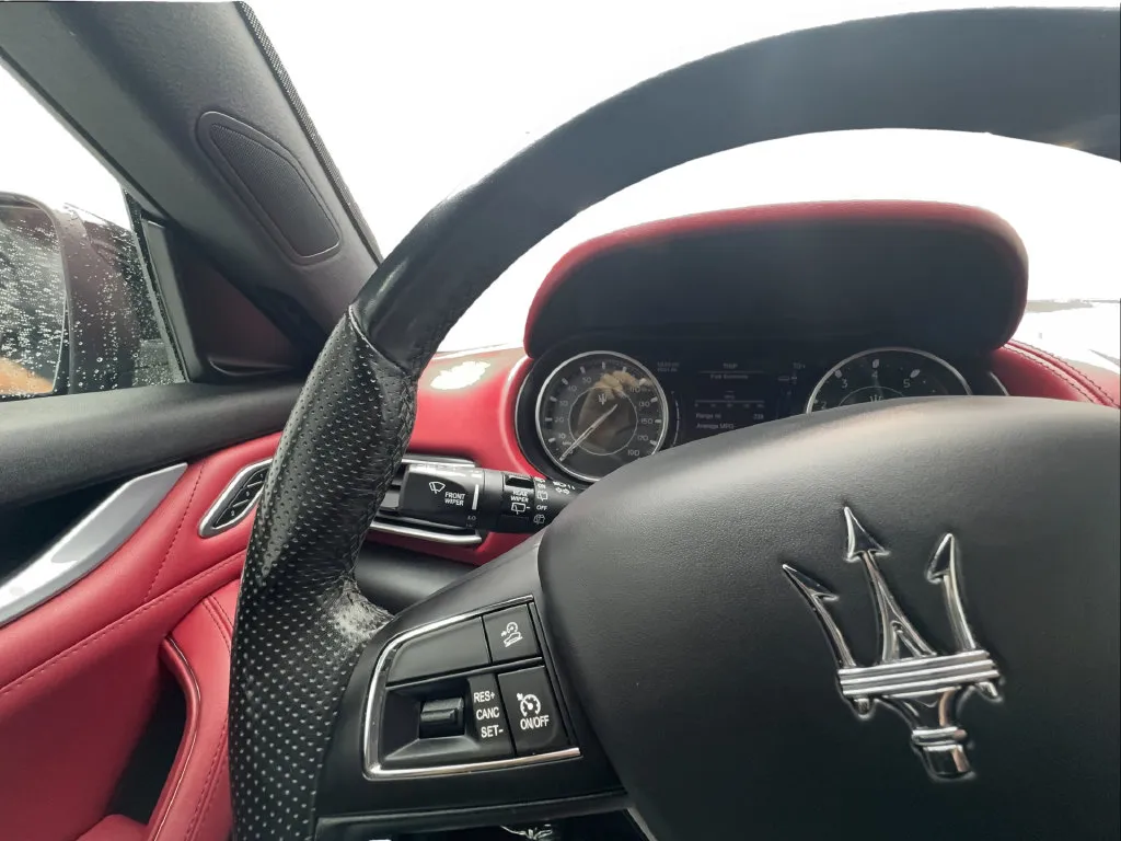 Maserati Levante photo 49