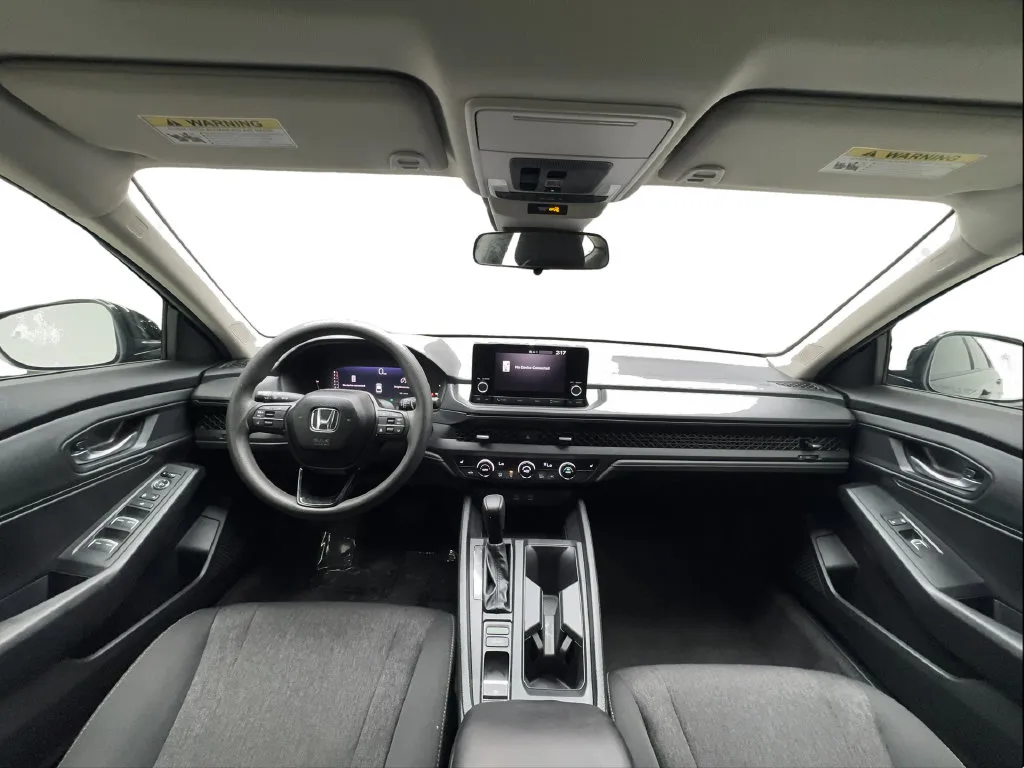 Honda Accord photo 21