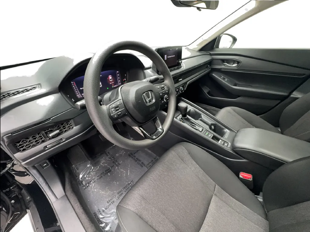 Honda Accord photo 26
