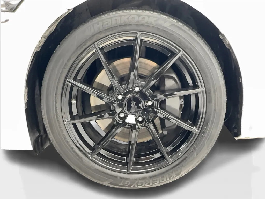 Lexus GS photo 14