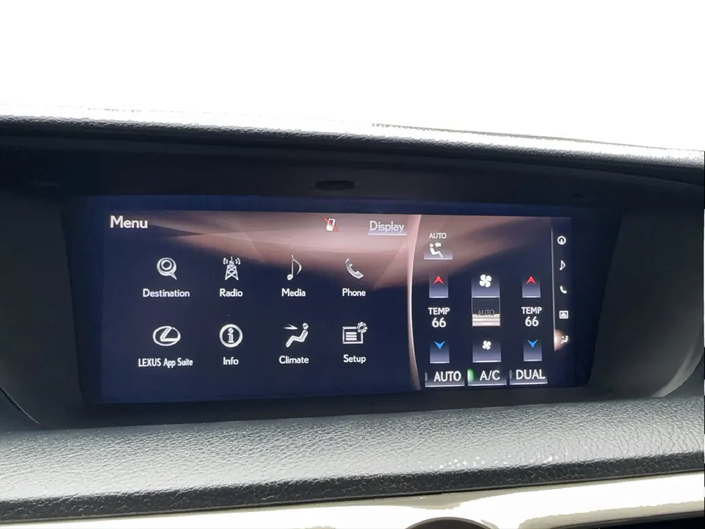 Lexus GS photo 53