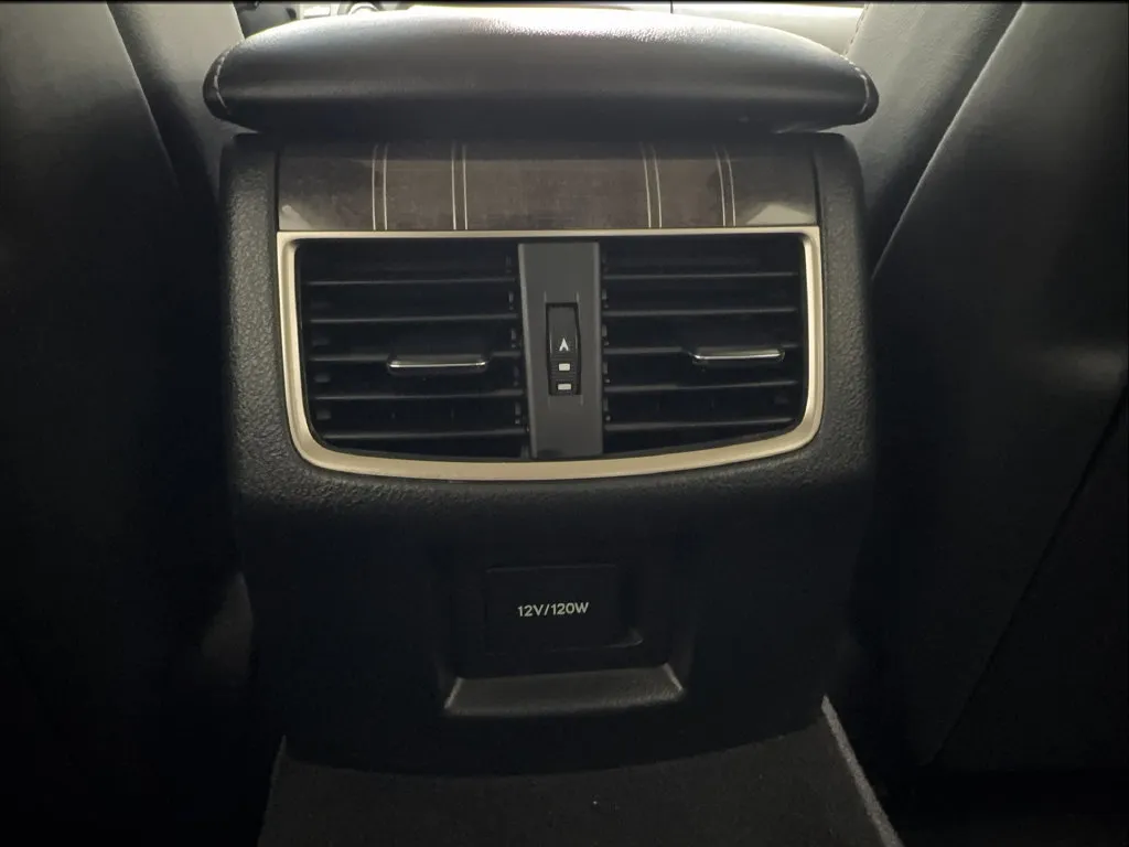 Lexus GS photo 25