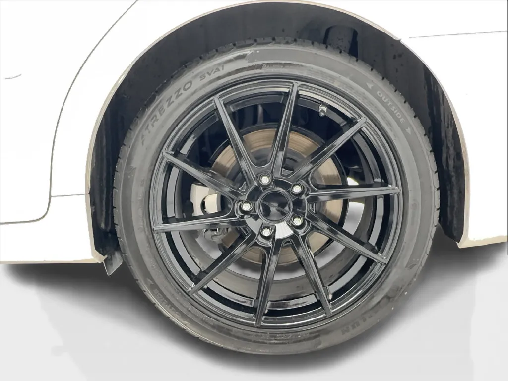 Lexus GS photo 15