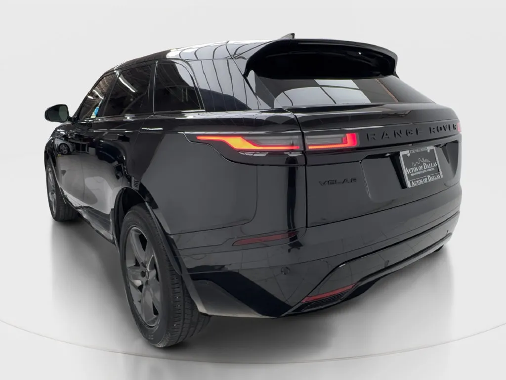 Land Rover Range Rover Velar photo 6