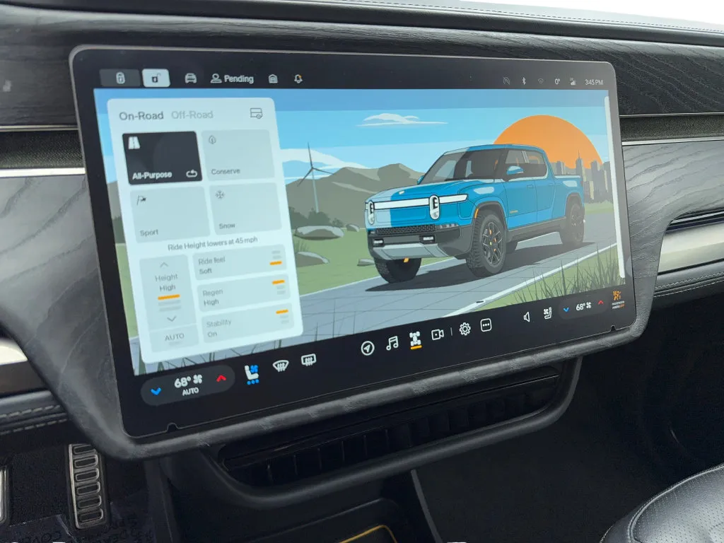 Rivian R1T photo 30