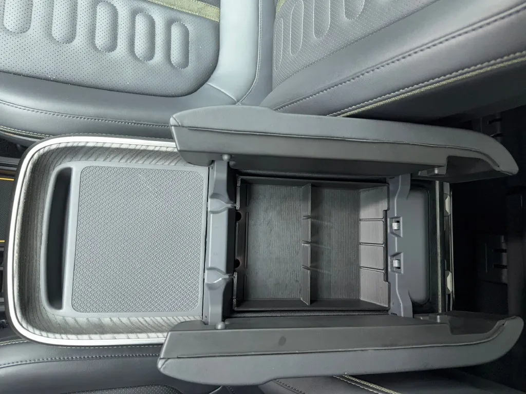 Rivian R1T photo 32
