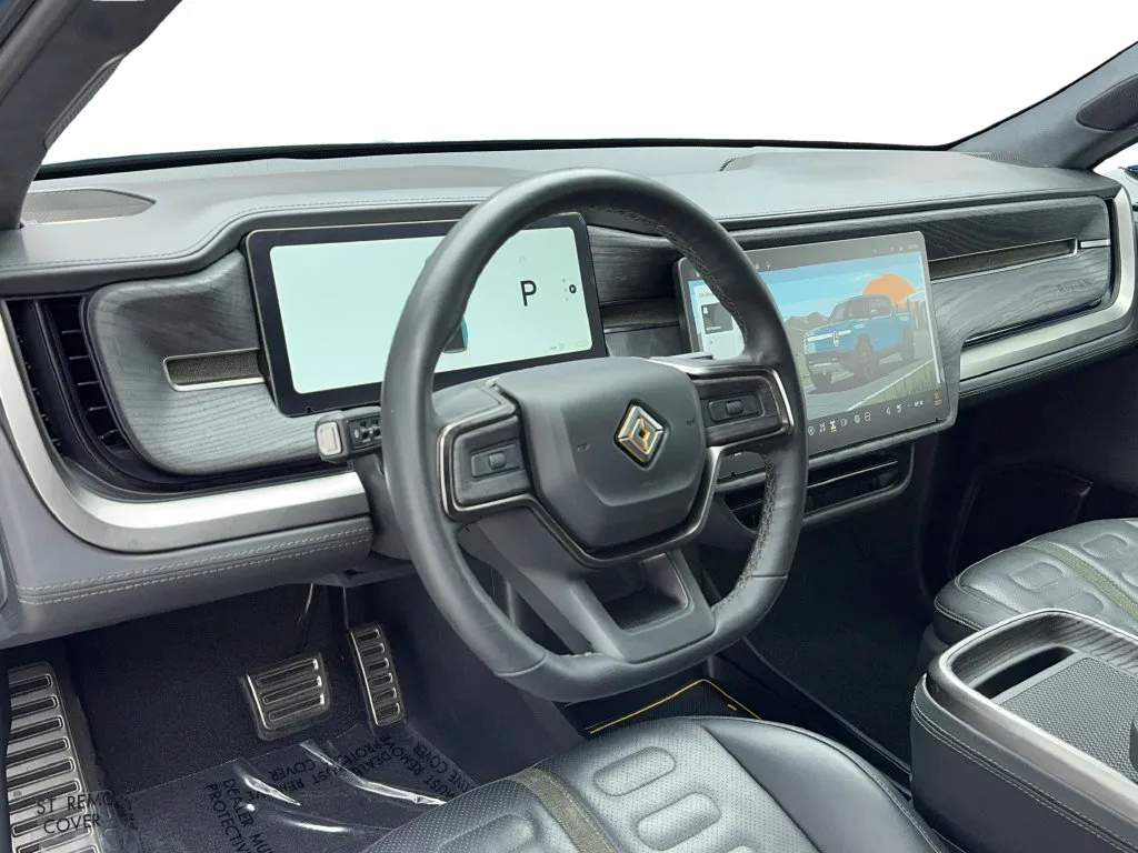 Rivian R1T photo 15