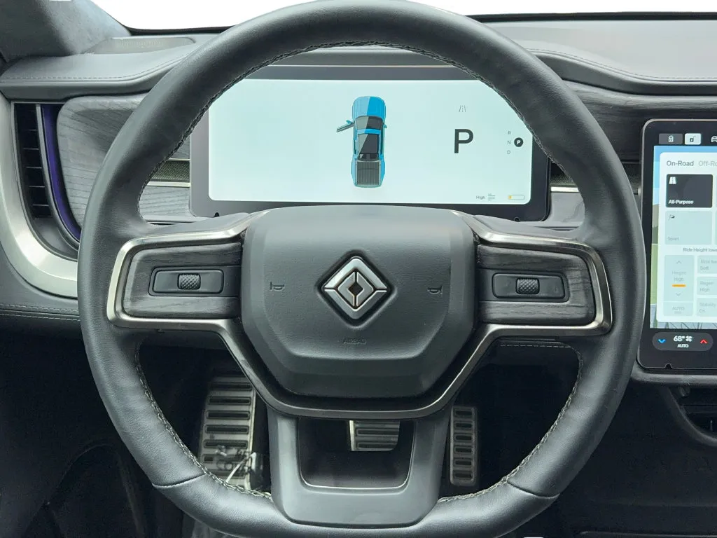 Rivian R1T photo 18