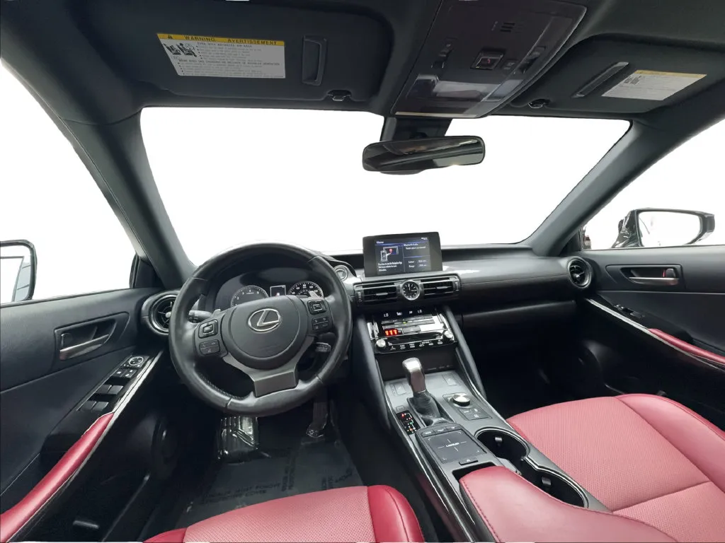 Lexus IS photo 39