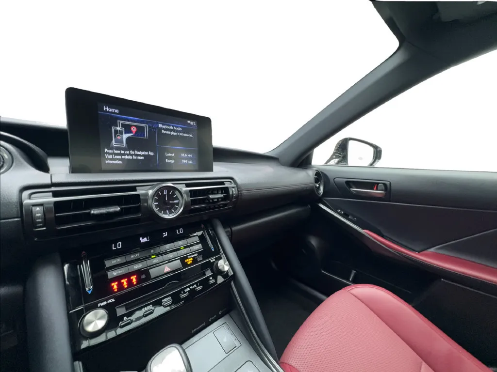 Lexus IS photo 48