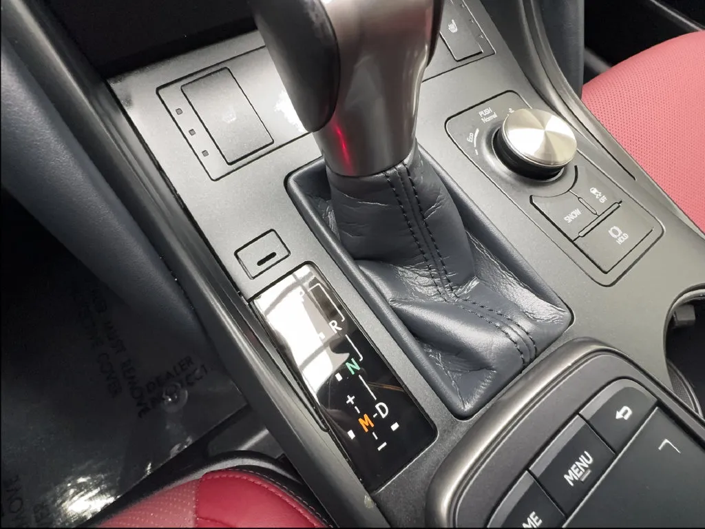 Lexus IS photo 54