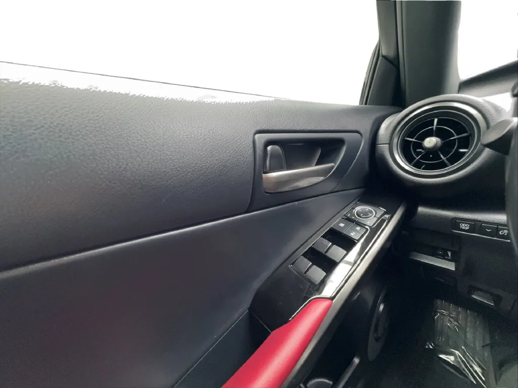 Lexus IS photo 51