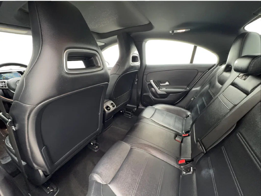 Mercedes-Benz CLA photo 26