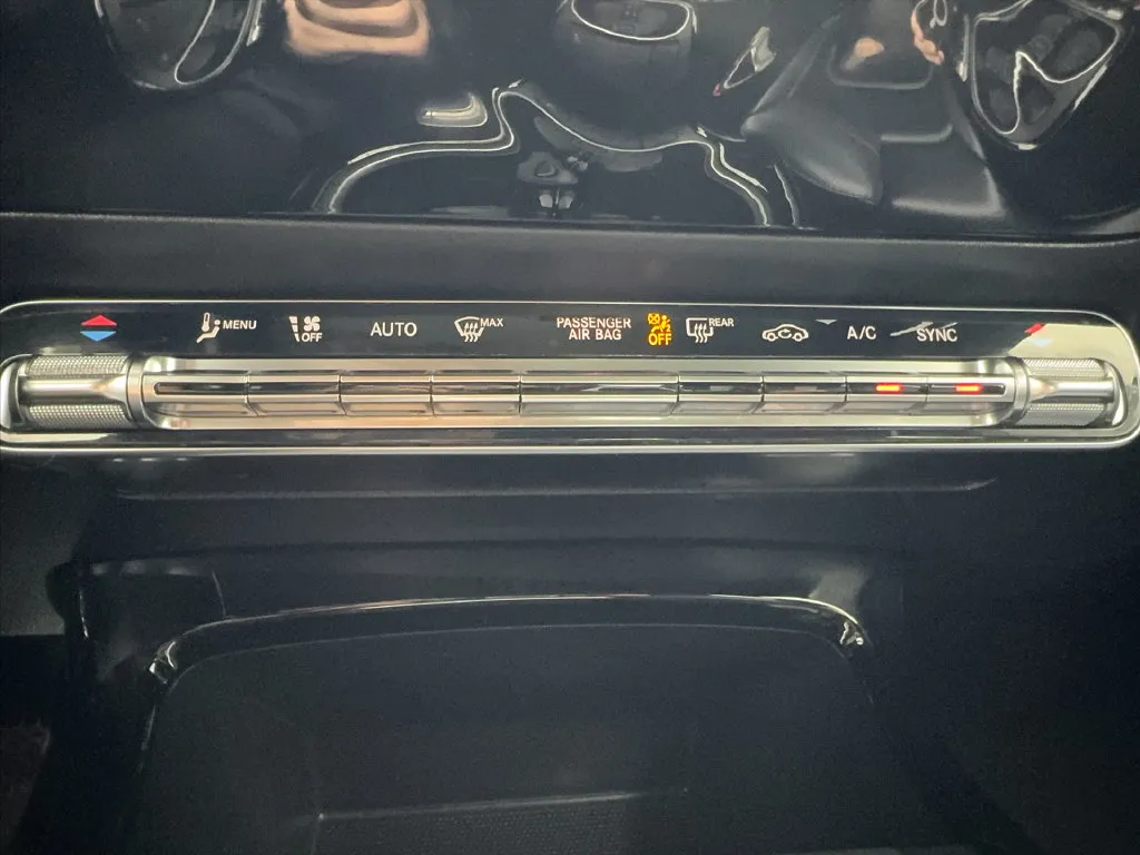 Mercedes-Benz CLA photo 47