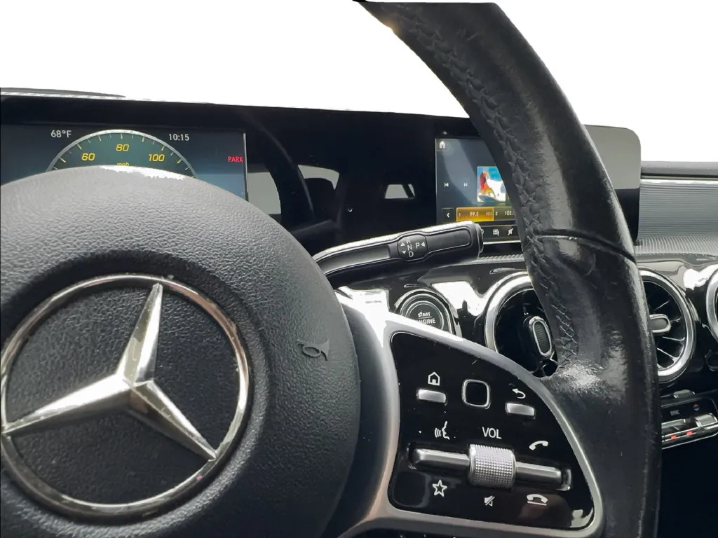 Mercedes-Benz CLA photo 44