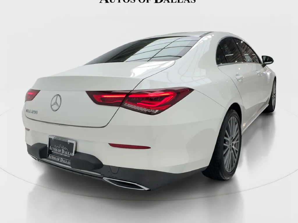 Mercedes-Benz CLA photo 8