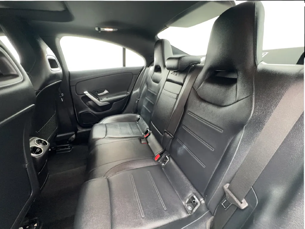 Mercedes-Benz CLA photo 25
