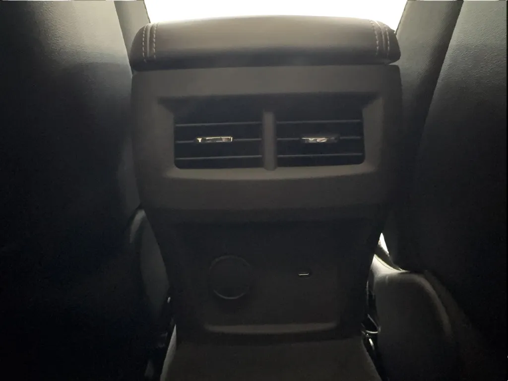 Cadillac CT5 photo 41