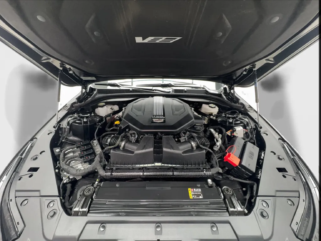 Cadillac CT5 photo 14