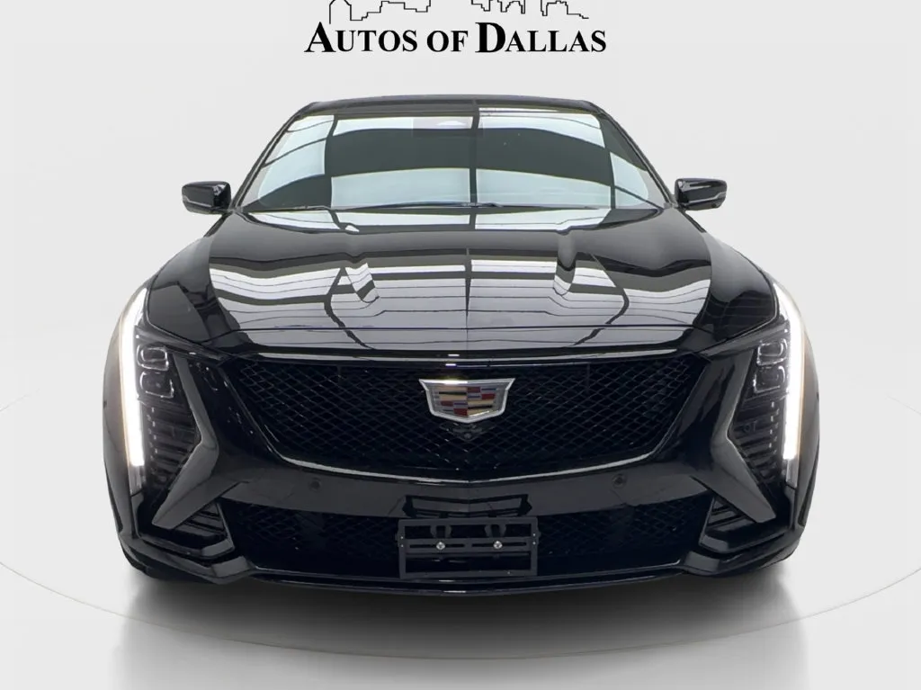 Cadillac CT5 photo 4