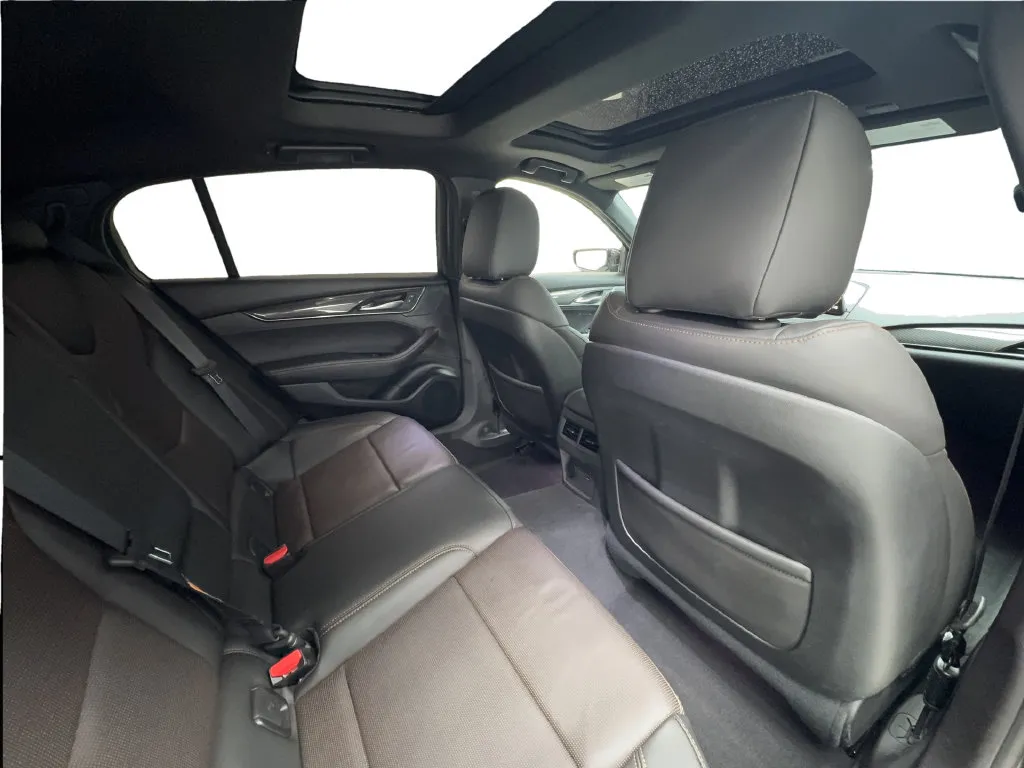 Cadillac CT5 photo 30