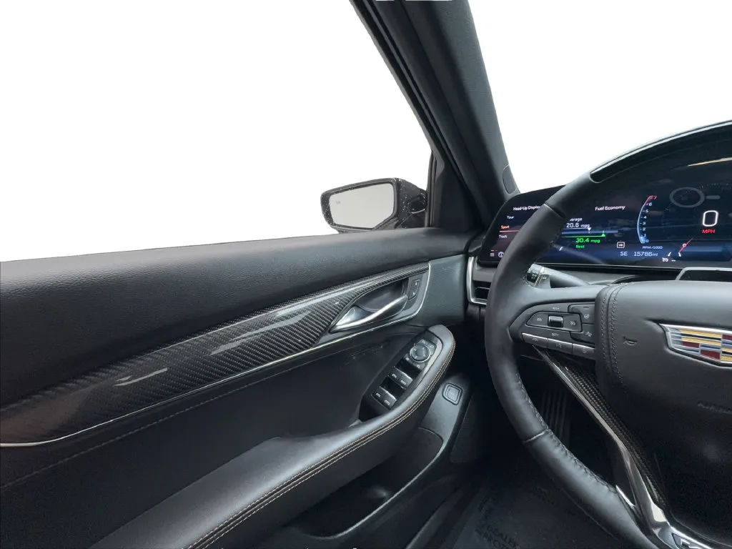 Cadillac CT5 photo 44