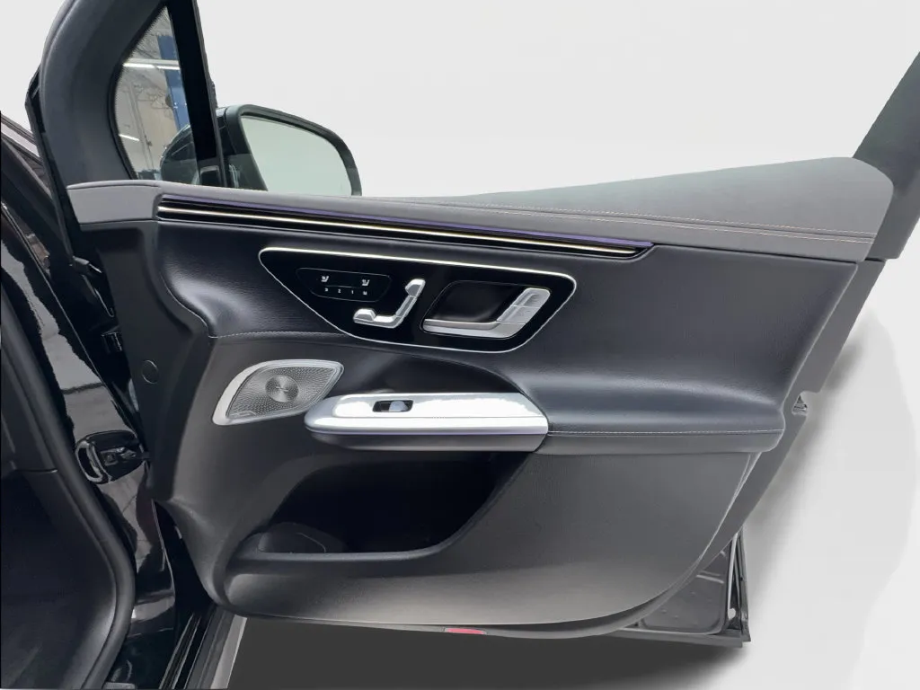 Mercedes-Benz EQE photo 33
