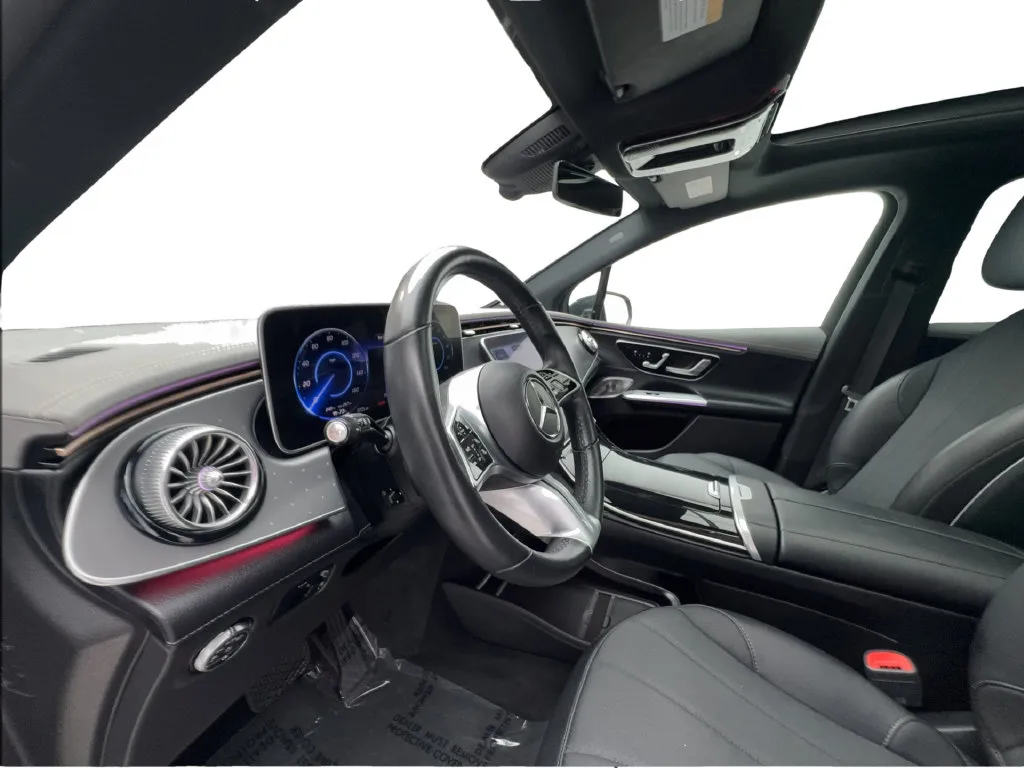 Mercedes-Benz EQE photo 21