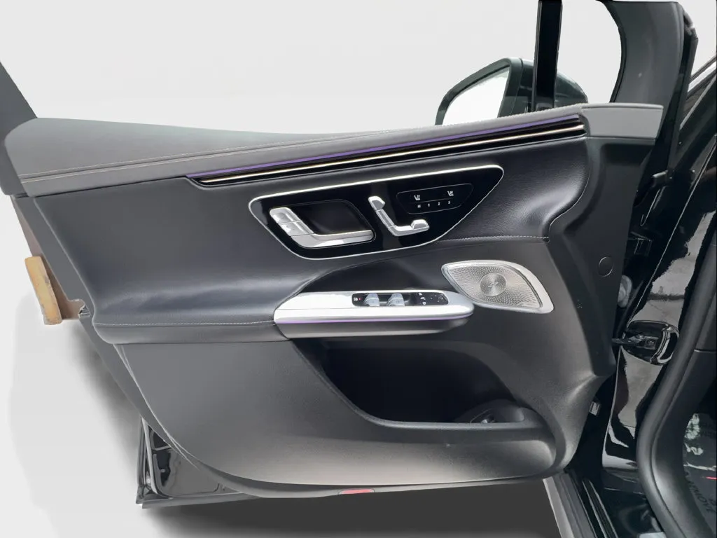 Mercedes-Benz EQE photo 22